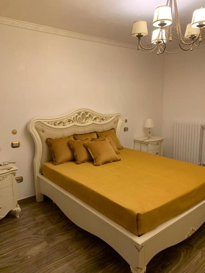 Le 4 Stelle Luminose Apartamento Trinitapoli Exterior foto